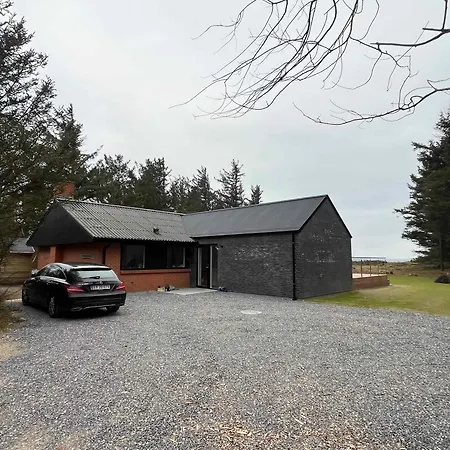 Feriehus In 1st Row By The Limfjord *