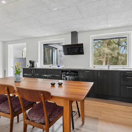 In 1st Row By The Limfjord Feriehus *